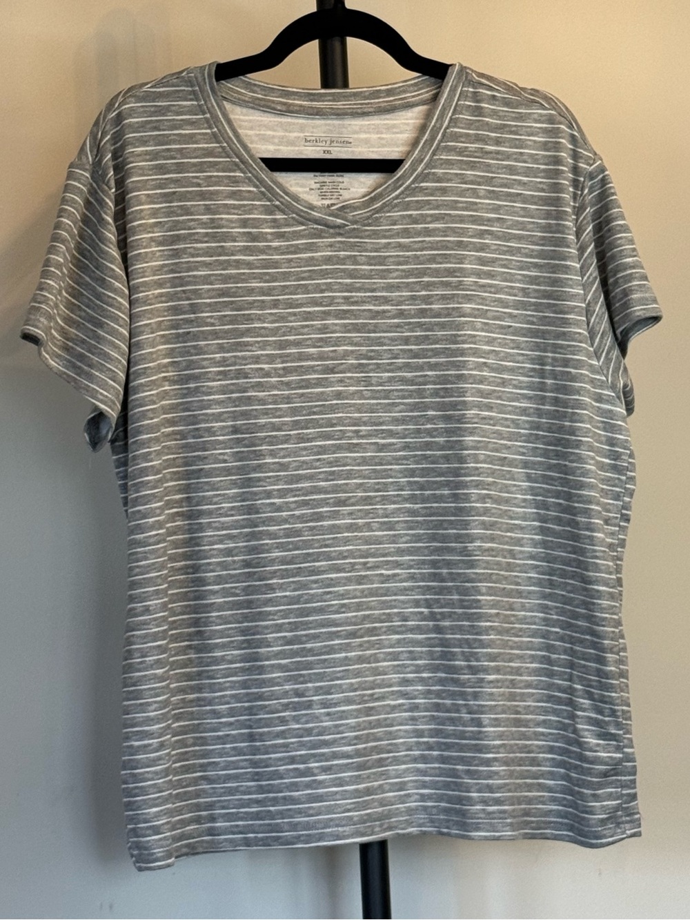 3/$10 berkley jensen Gray Striped V-Neck Short Sleeve Tee